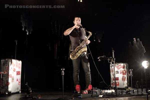 GUILLAUME PERRET - 2016-10-14 - PARIS - La Cigale - 